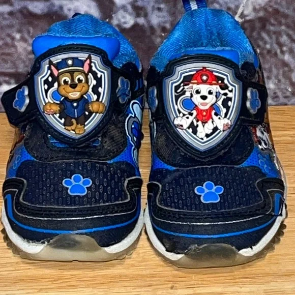 Nickelodeon Boys Paw Patrol Light Up Sneakers Toddler Size 7 - Picture 5 of 11